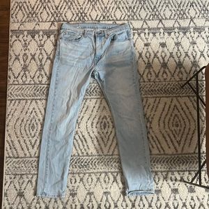 MENS LEVIS JEANS W34 L32